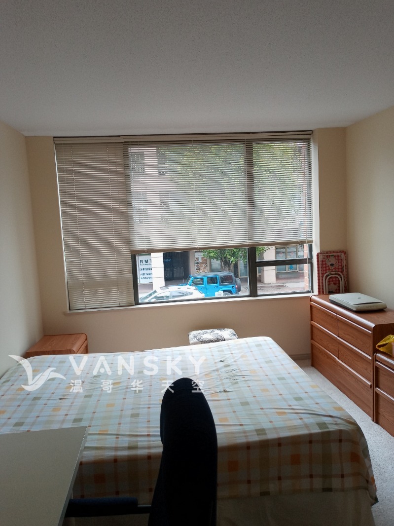 250620214300_master bedroom picture1.jpg